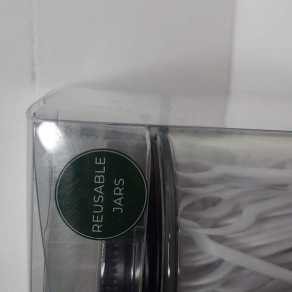 THE HUDSON LINE BATHROOM ESSENTIALS, - Picture 6 of 7